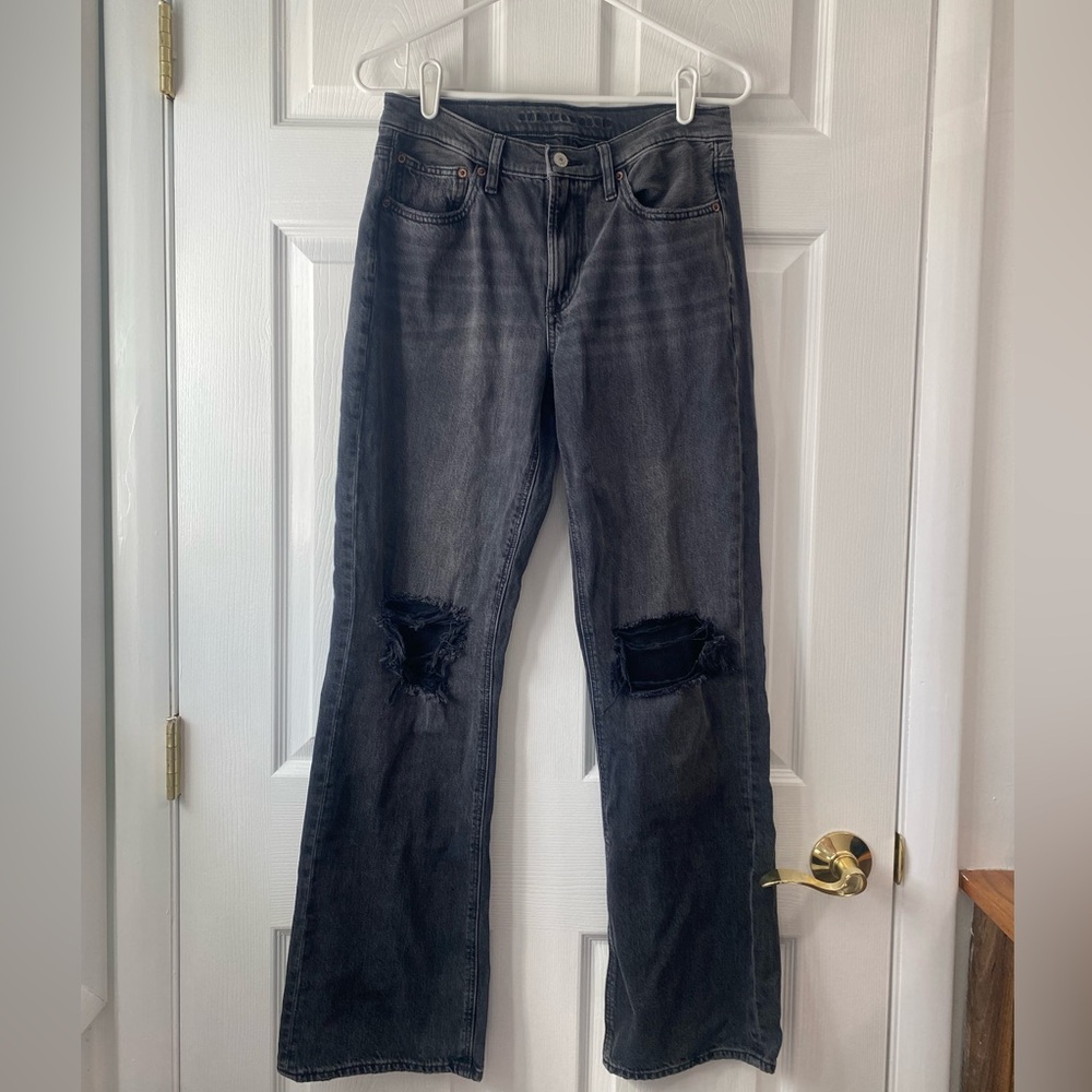 American Eagle Black Distressed 90’s Bootcut Jeans 6R